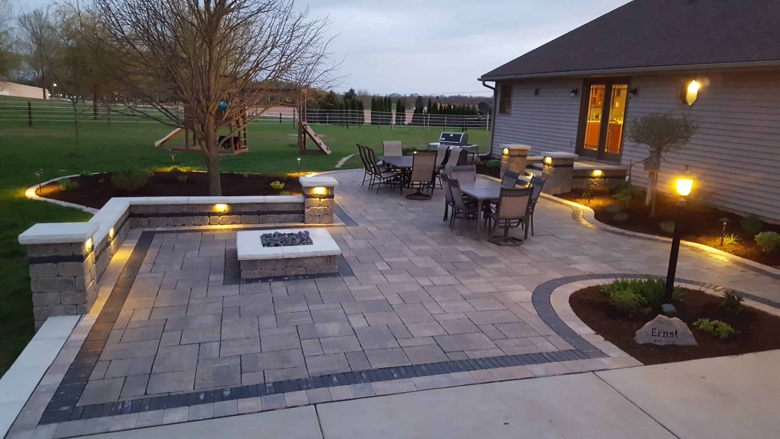 Retaining Wall and Pavers