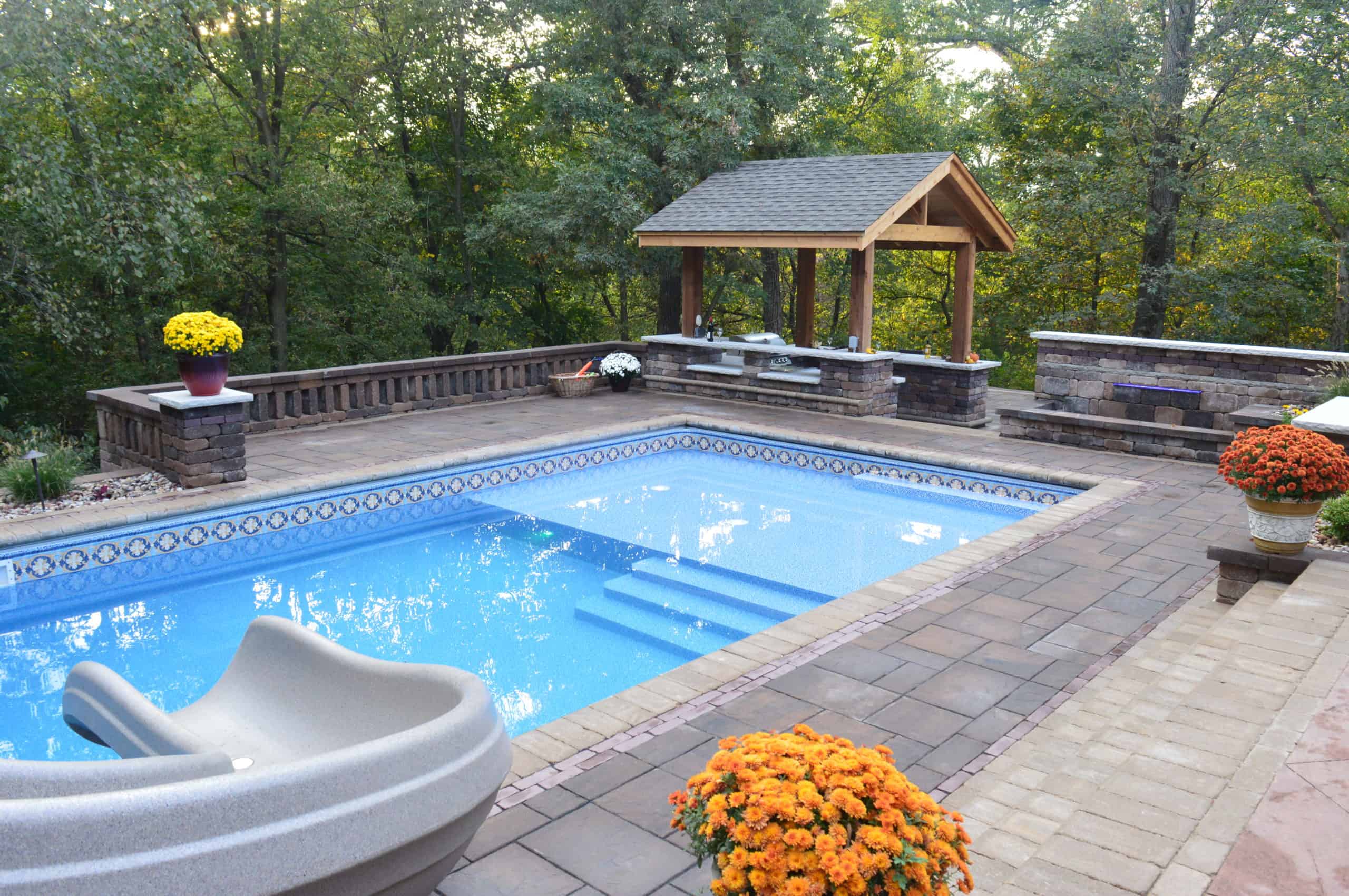 Outdoor Bar and Pool